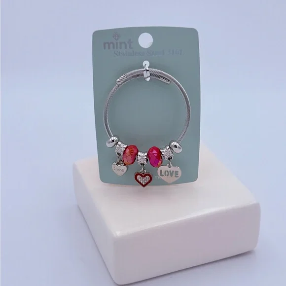 Stainless Steel Red Love Bangle NWT - Picture 1 of 3